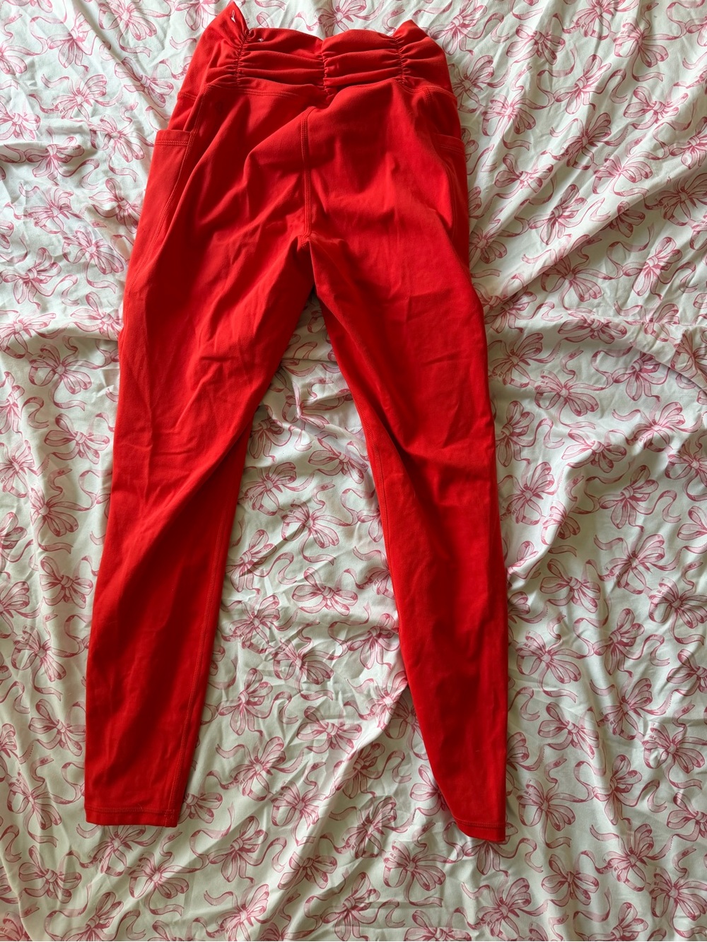 Blogilates leggings and top set - Picture 6 of 7